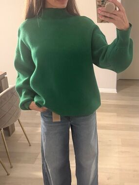Vici Green Cowl/Turtleneck Sweater